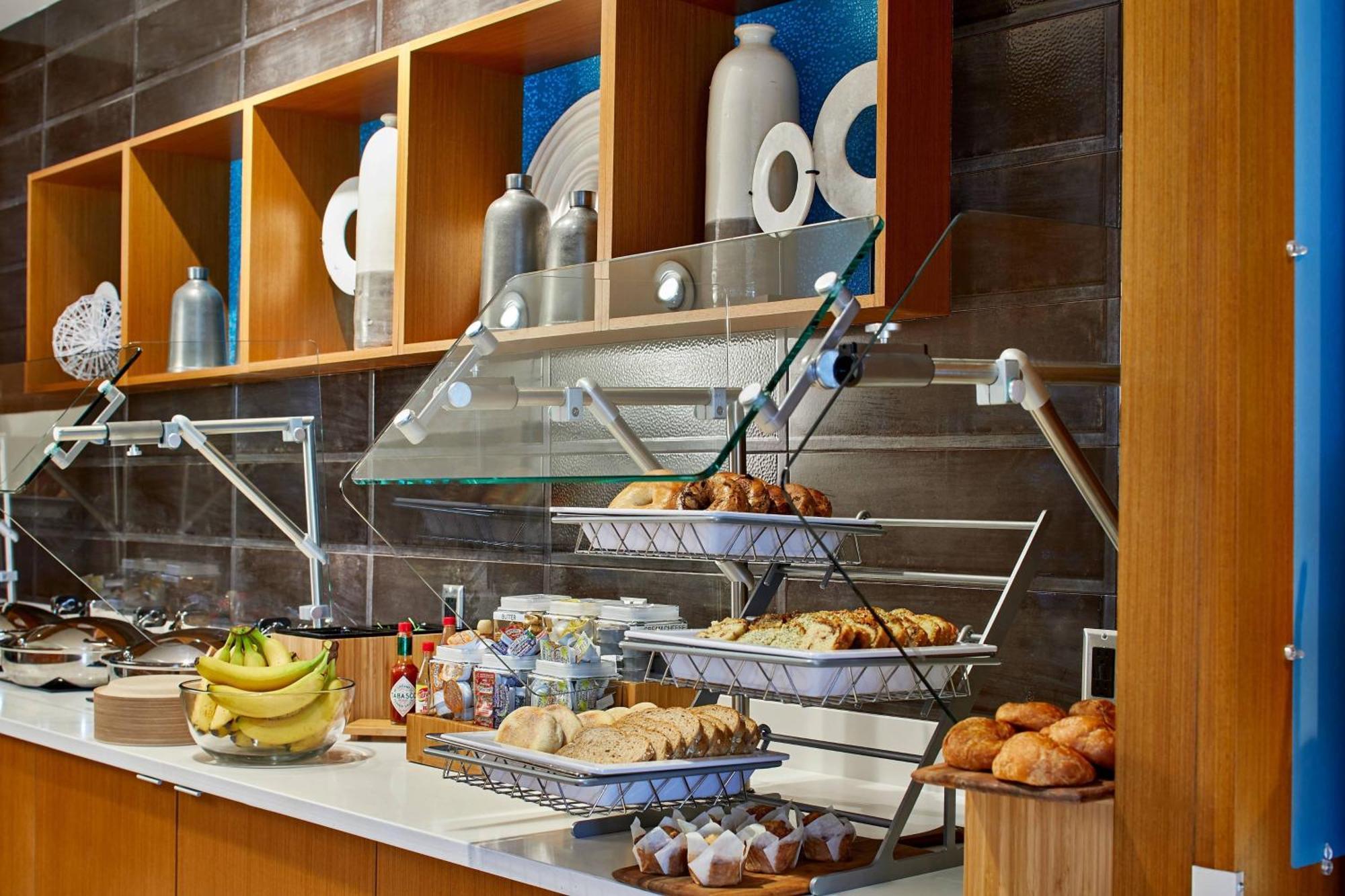 Springhill Suites Charlotte At Carowinds Eksteriør billede
